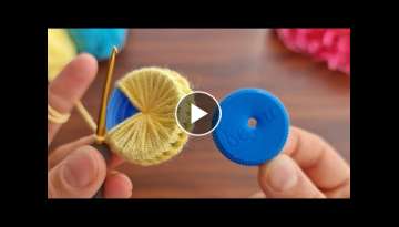 Wow! super idea!! how to make eye catching crochet keychain.süper fikir göz alıcı tığ işi ...