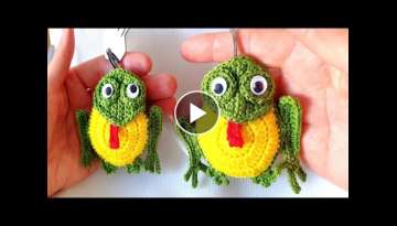 very easy to make frog keychain making Knitting Crochet Kurbağa anahtarlık yapımı